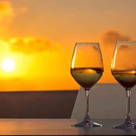 호텔 Alti Santorini - Caldera View (adults Only) 3*