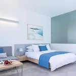 Alti Santorini - Caldera View (adults Only) 3*